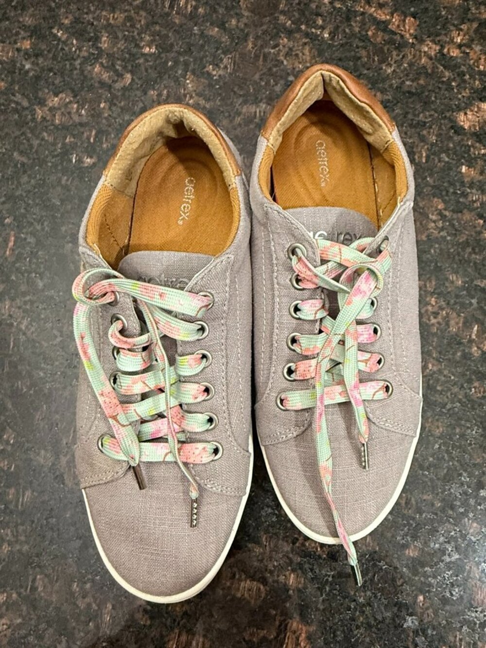 Aetrex - Renee Arch Support Sneaker - gray *See all pics*